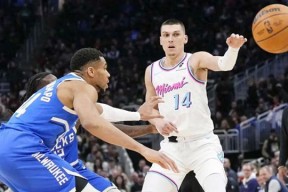 包含NBA常规赛赛后再迎强敌；迈阿密热火刷新队史纪录；主帅态度：质疑声仍在；数据趋势出现新变化的词条-开云官网